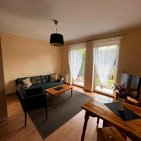Lägenhet Apartament Z Tarasem W Centrum Miasta Wynajem Świnoujście